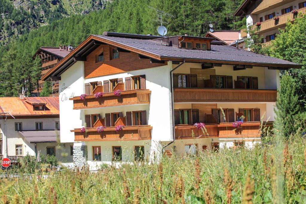 Garni Des Alpes Ξενοδοχείο Solda Εξωτερικό φωτογραφία